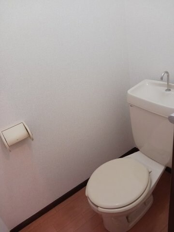 物件内観写真17　(トイレも気になるポイント)