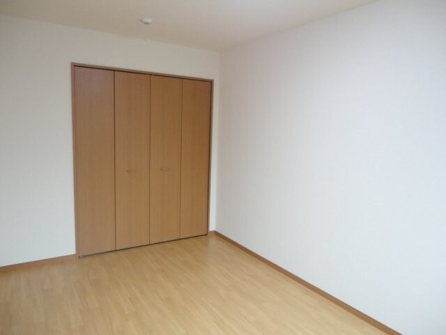 物件内観写真13　(洋室)