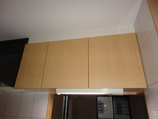 物件内観写真11　(キッチン収納)