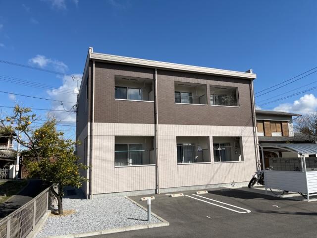 物件外観写真2　(外観写真（昼）)