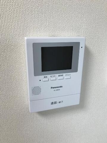 物件内観写真24　(カメラ付インターホン)