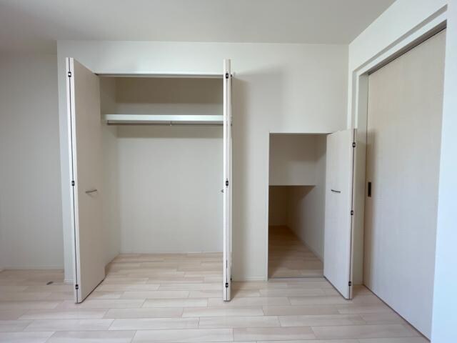 物件内観写真10　(クローゼット)