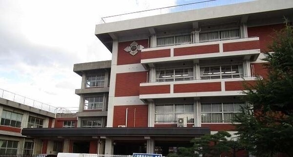周辺環境(高松市立国分寺北部小学校さんまで650m)