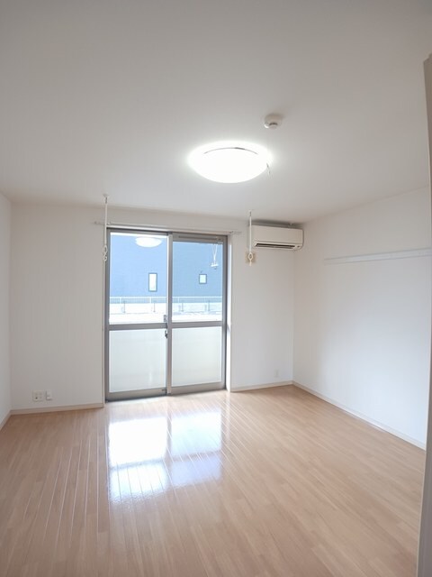 物件内観写真3　(ハローズ多肥店さんまで300m)