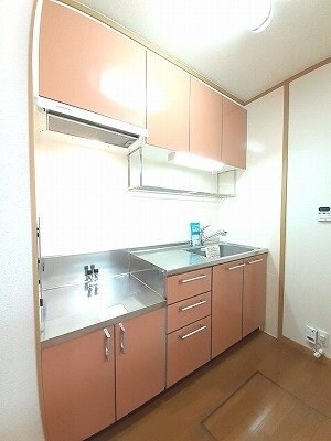 物件内観写真9　(キッチンでお料理をお楽しみください)