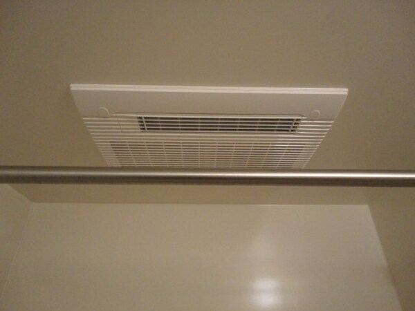 建物設備(浴室乾燥機)