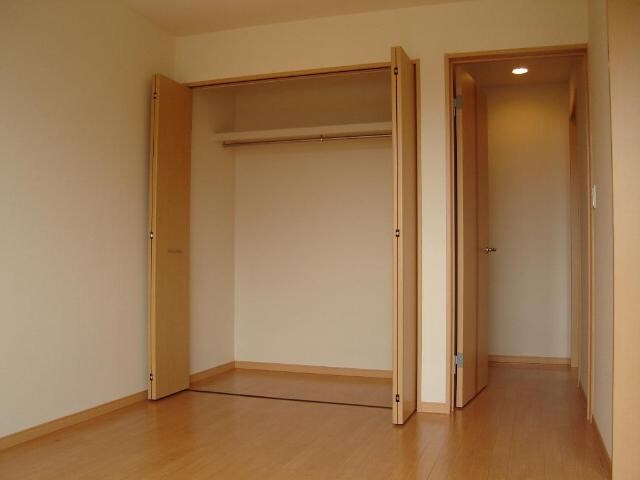 物件内観写真12　(クローゼット（イメージ）)