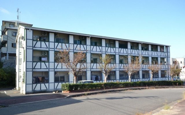 カレッジ三共パートI