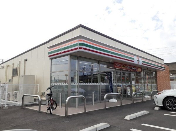 周辺環境(7-11丸亀土器町東8丁目店まで800m)