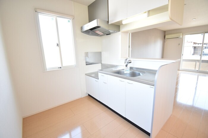 物件内観写真4　(他部屋参照)