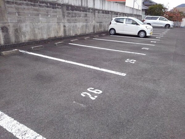 その他(敷地外駐車場)