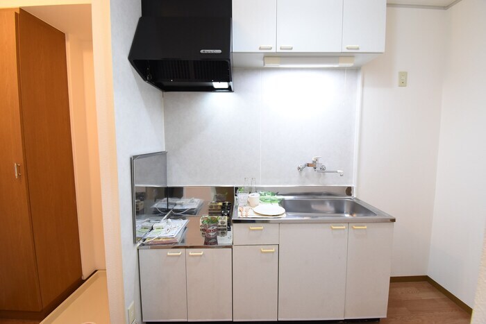 物件内観写真3　(他部屋参照)