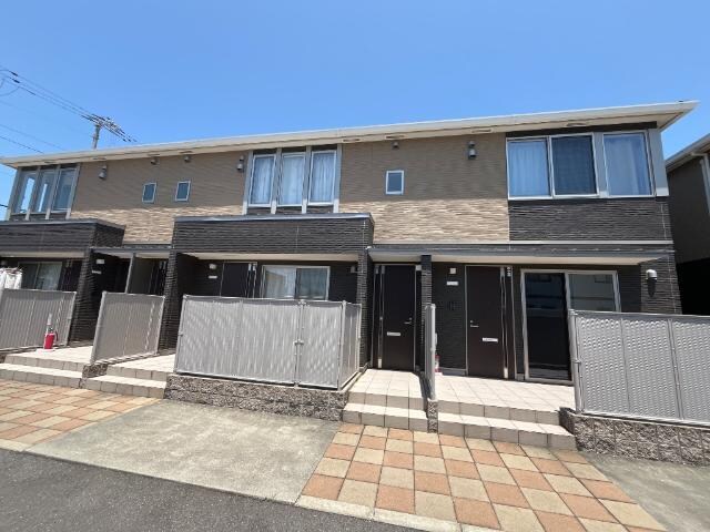 物件外観写真3　(外観写真（昼）)