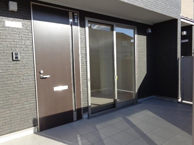 物件内観写真28　(玄関)