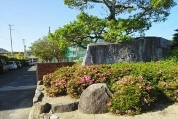 周辺環境(牟礼南小学校さんまで1140m)