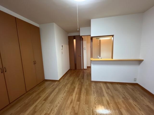 物件内観写真10　(リビング)