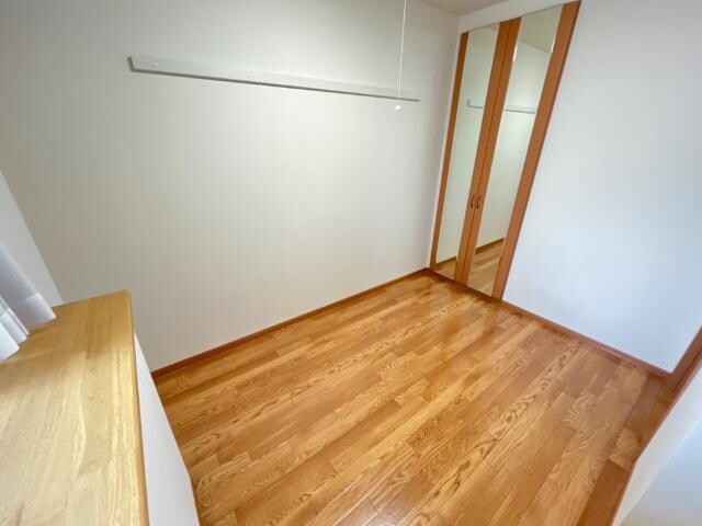 物件内観写真19　(寝室)