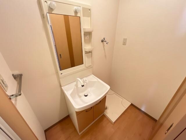 物件内観写真14　(洗髪洗面化粧台)