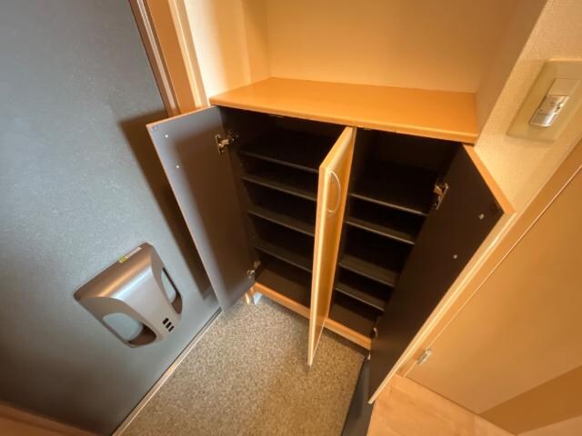 物件内観写真26　(下駄箱)
