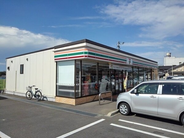 周辺環境(7-11丸亀飯山町下法軍寺店まで1200m)