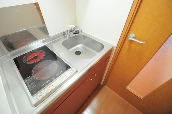 キッチン(備品や設備仕様は号室等により異なります現地をご確認下さい。)