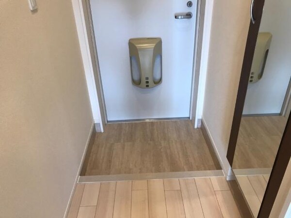 玄関(玄関)