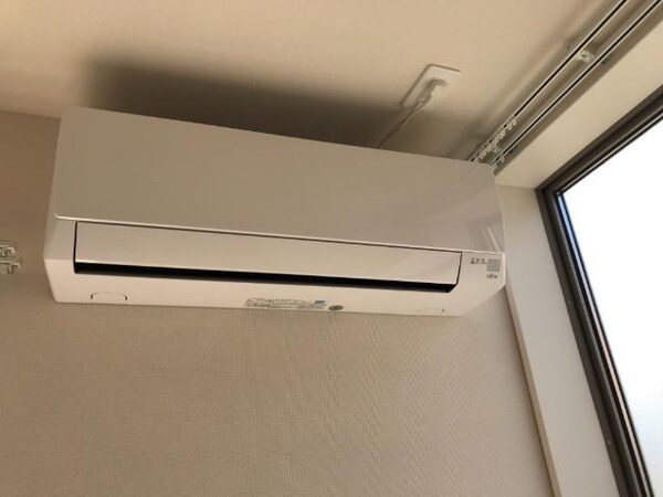 建物設備(エアコン)