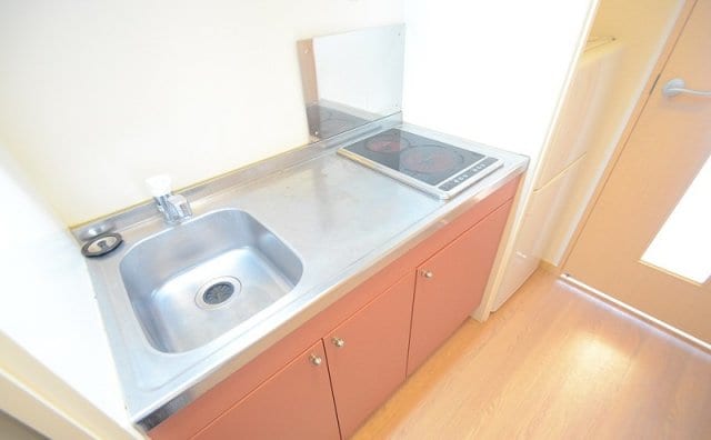 物件内観写真5　(備品や設備仕様は号室等により異なります現地をご確認下さい。)