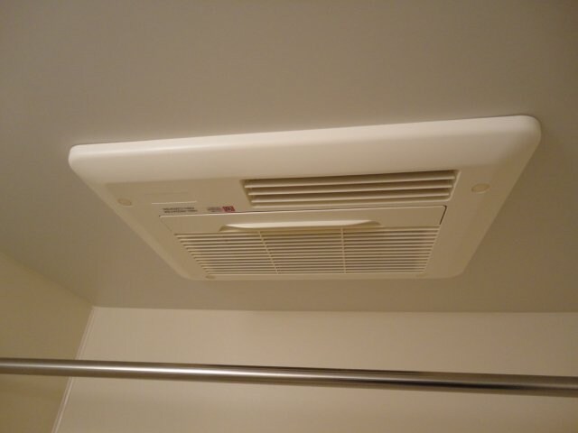 物件内観写真13　(浴室乾燥機)