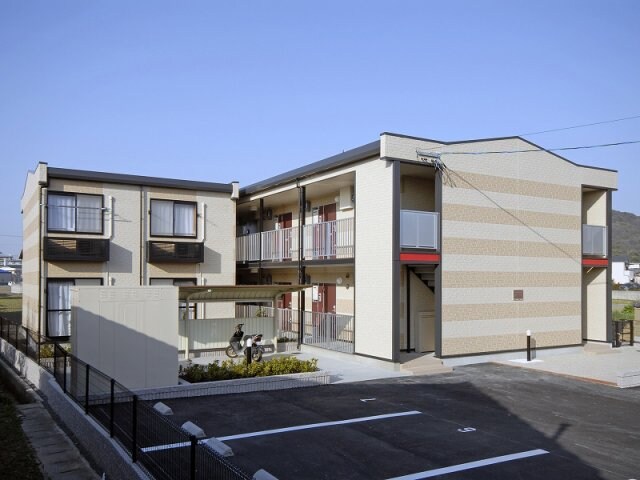 物件外観写真1　(外はこのようになっています)