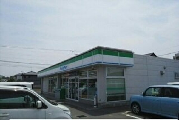 周辺環境(ファミリーマート前田東店さんまで690m)