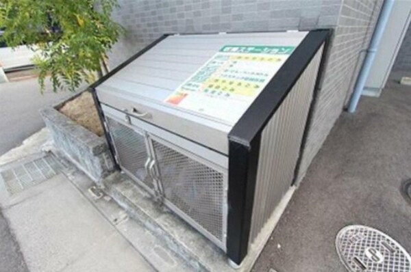 建物設備(敷地内ごみ置場)