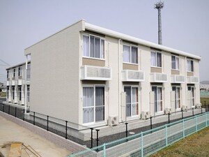 レオパレス秋桜外観写真