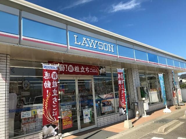 物件外観写真5　(ローソン高松中央インター店まで871ｍ)