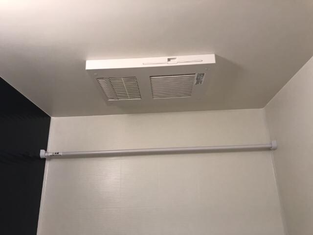 物件内観写真14　(浴室乾燥機)