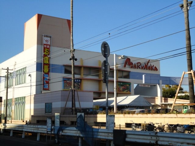 物件外観写真3　(マルナカ木太店まで1,561ｍ)