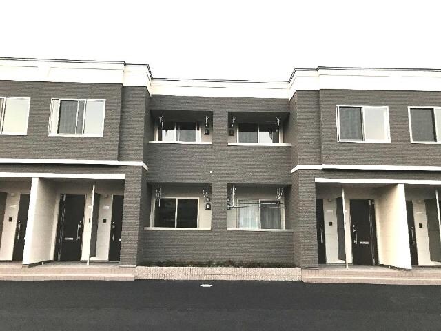 物件外観写真2　(外観写真（昼）)