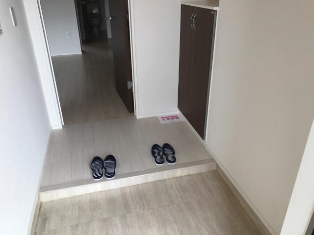物件内観写真23　(玄関)