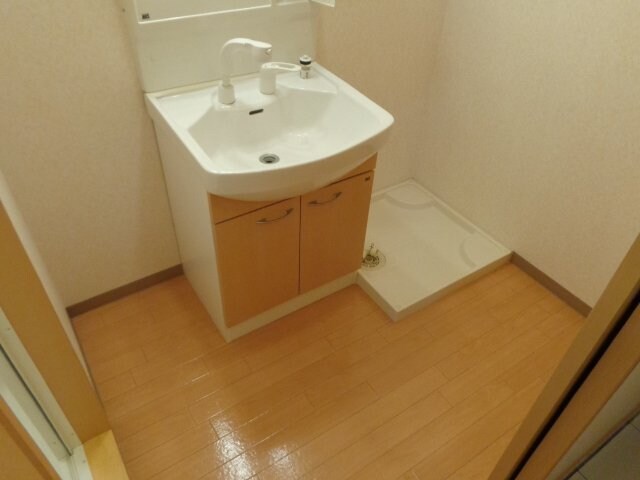 物件内観写真8　(洗面)