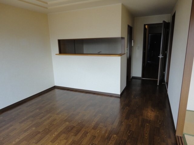 物件内観写真9　(リビング)