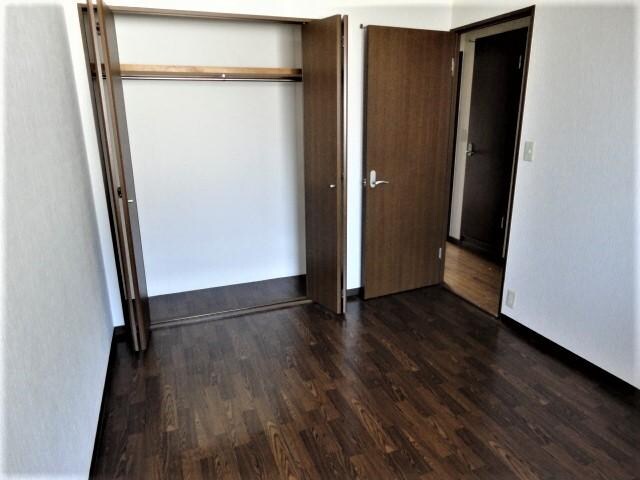 物件内観写真14　(洋室)