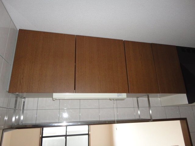 物件内観写真24　(キッチン収納)