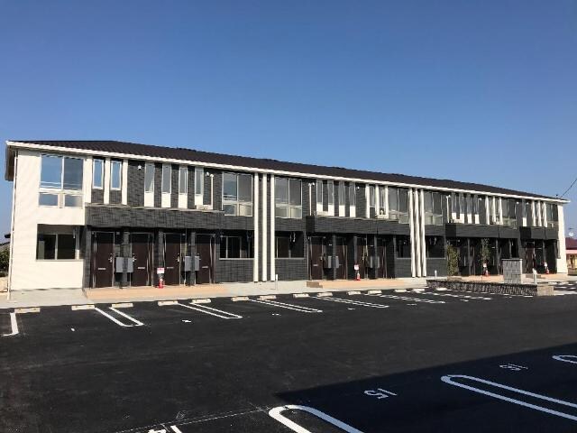 物件外観写真1　(外観写真（昼）)