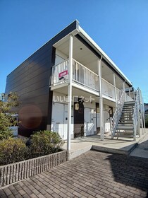 グレイス学園通りの外観写真