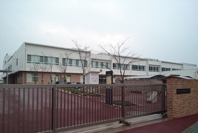 物件外観写真6　(観音寺市立観音寺小学校まで1100m)