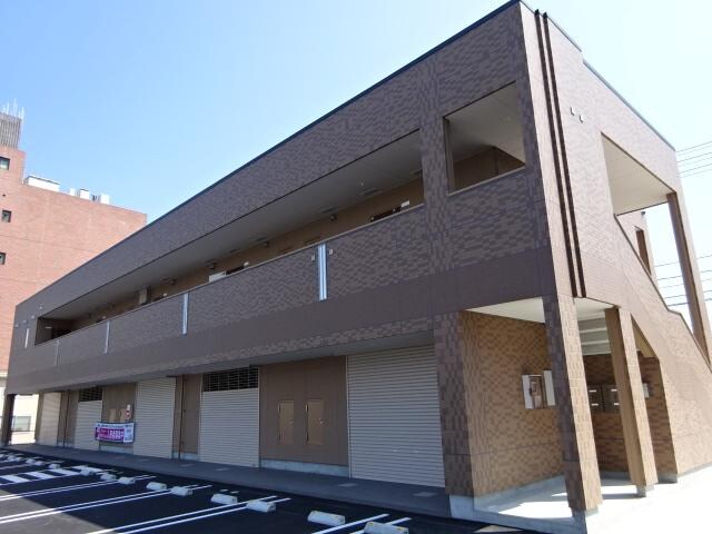 物件外観写真3　(外観写真（昼）)