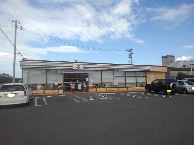 物件外観写真3　(セブンイレブン多度津町葛原店まで450m)