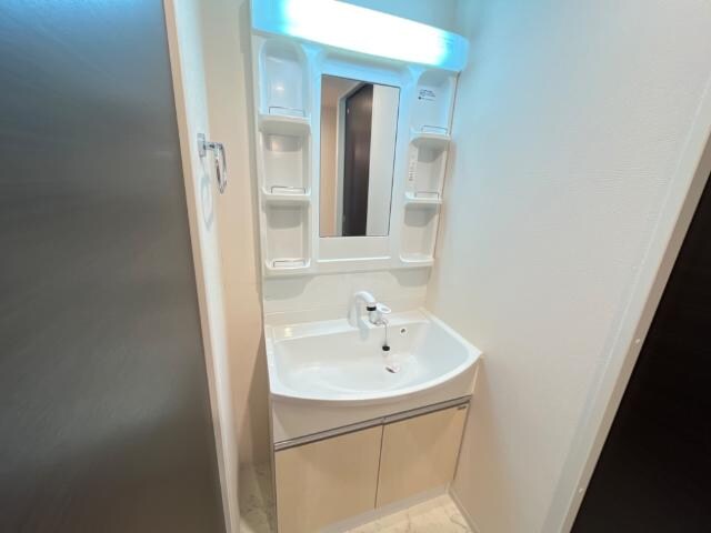 物件内観写真14　(洗髪洗面化粧台)