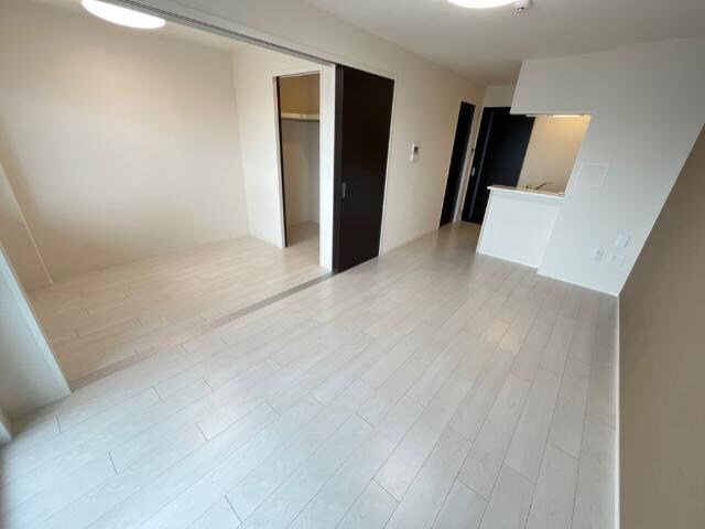 物件内観写真15　(リビング)