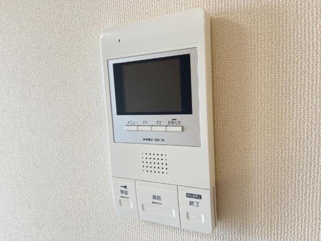 物件内観写真23　(カメラ付インターホン)